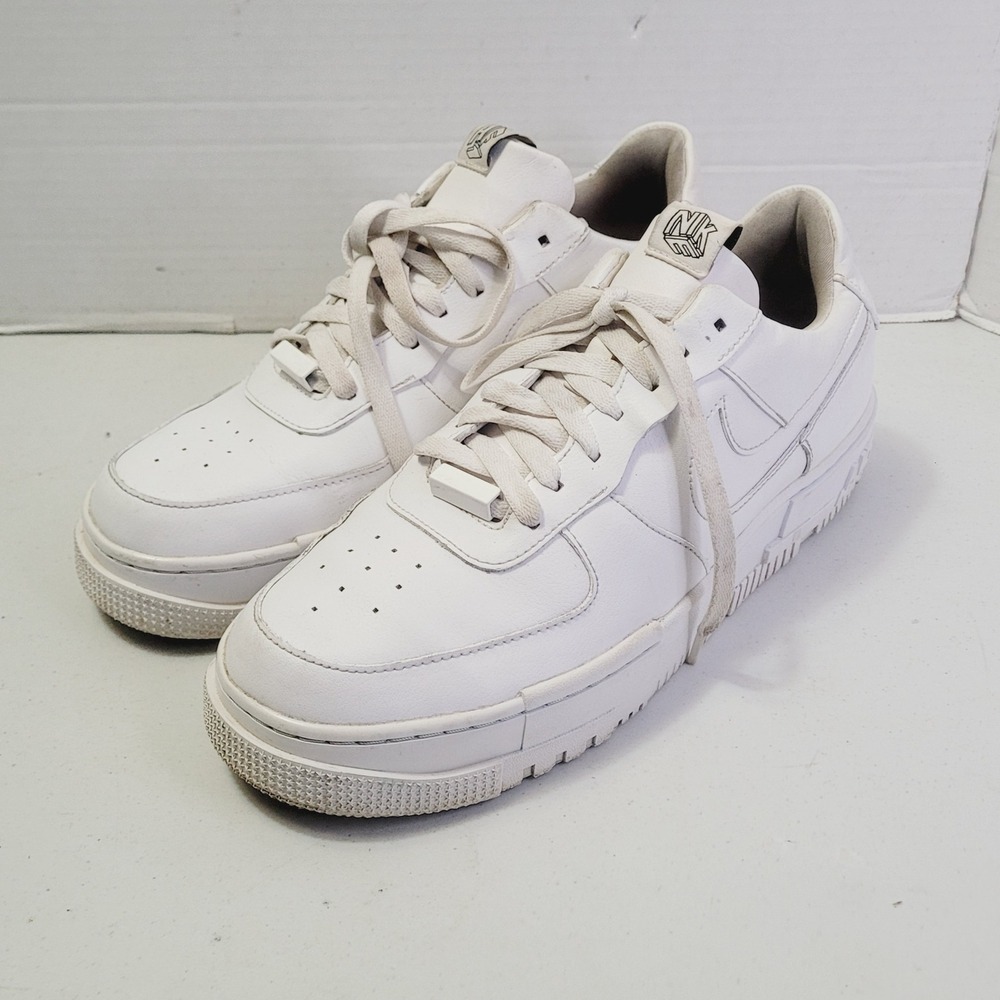 Nike Mens Air Force 1 Pixel Sneakers Size 12 White CK6649-100 Low Top Shoes